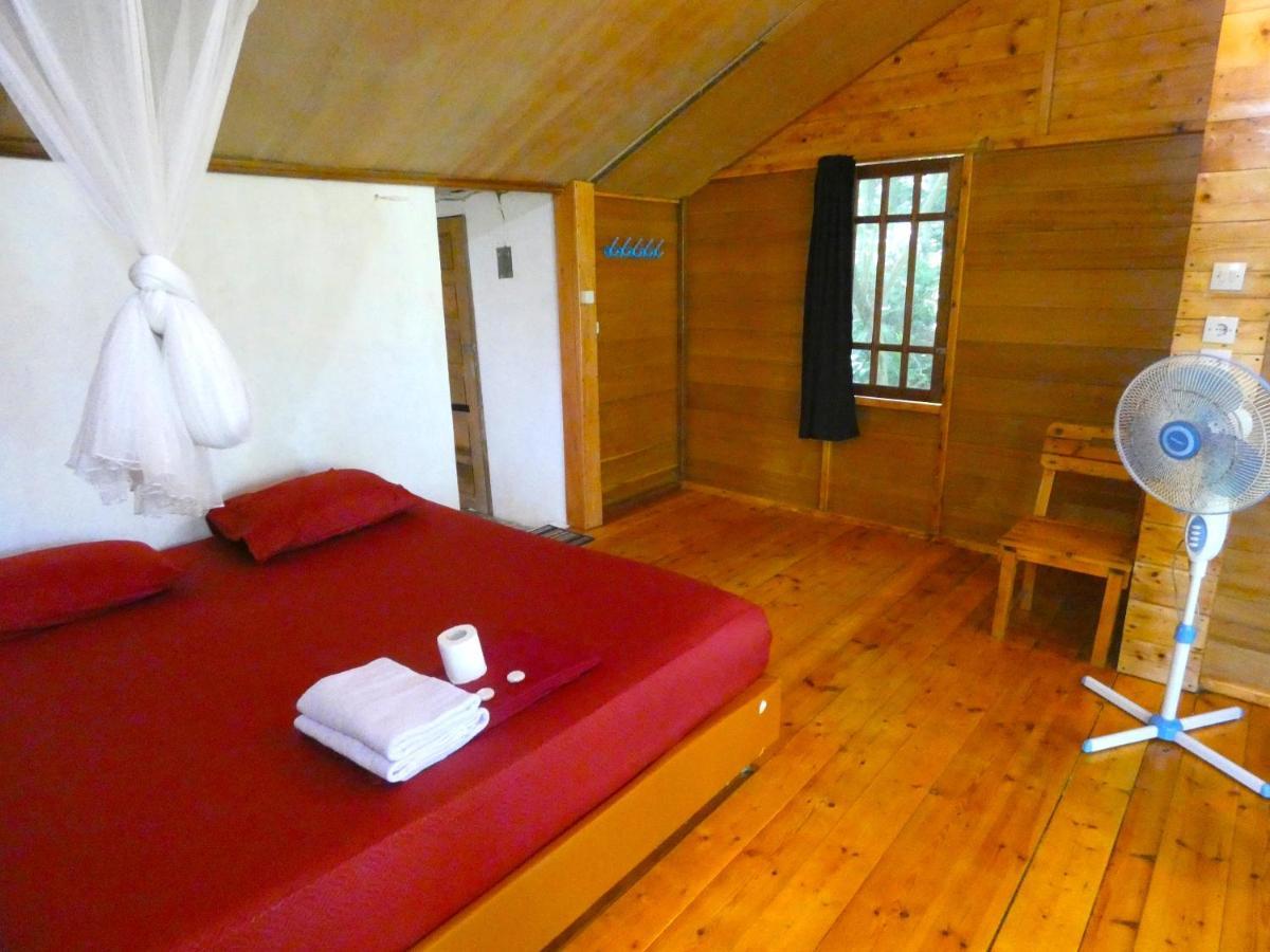 Santi Garden Bungalows Iboih Екстер'єр фото