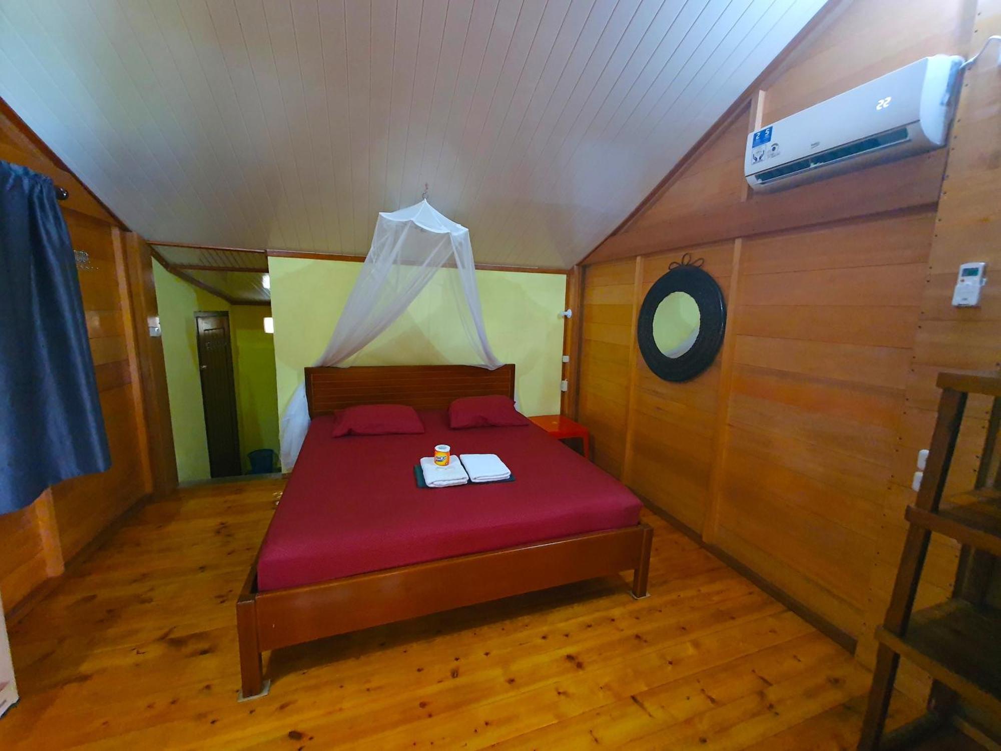 Santi Garden Bungalows Iboih Екстер'єр фото