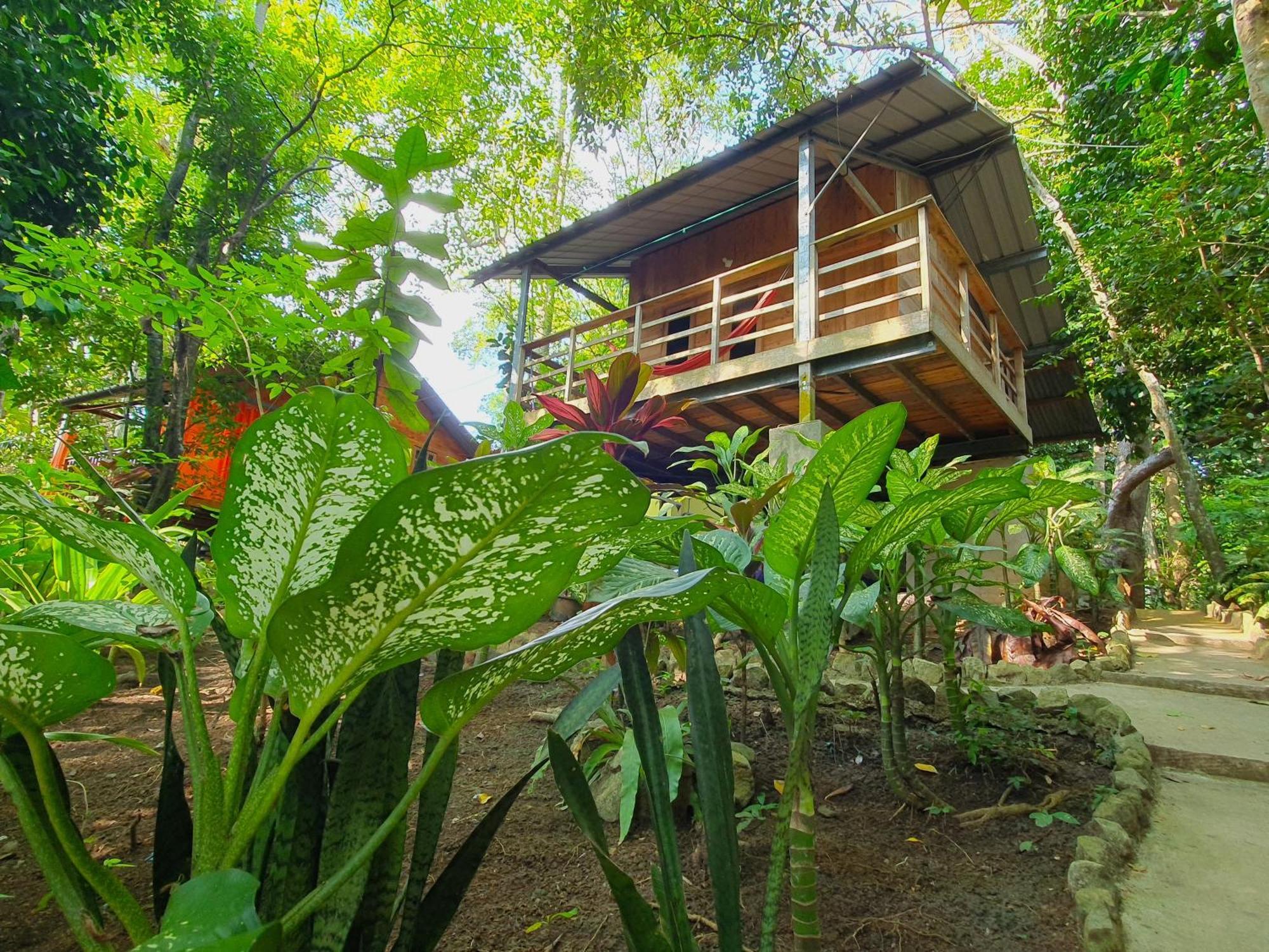 Santi Garden Bungalows Iboih Екстер'єр фото